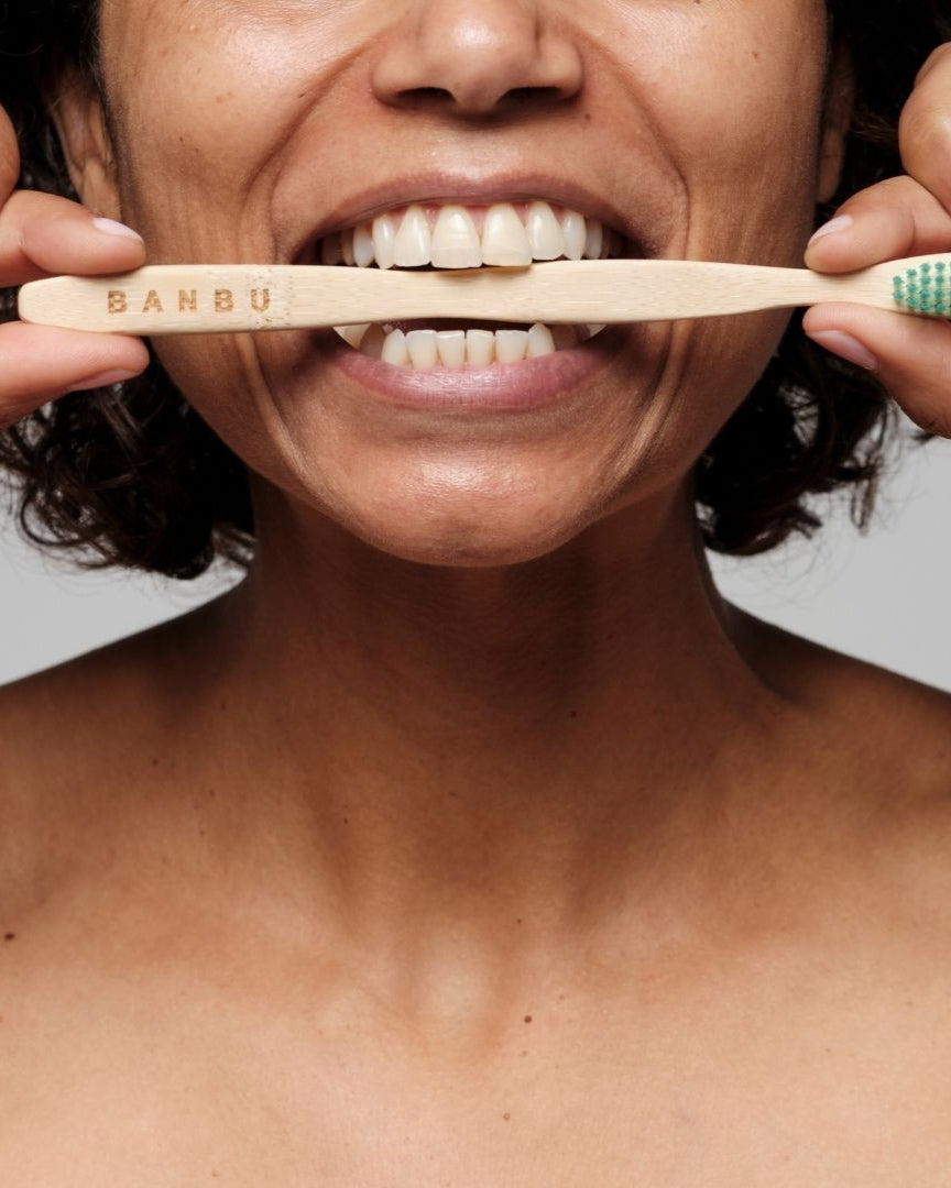 Cepillo de Dientes de Madera Cerdas Suaves